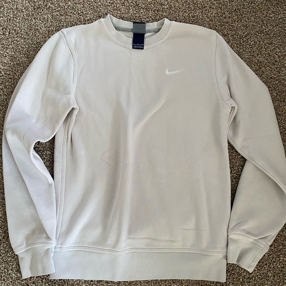 Men’s (unisex) size small Nike crew neck